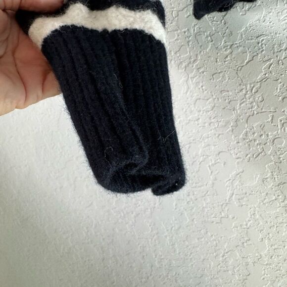 & OTHER STORIES Scalloped Crochet Merino Jumper - Picture 5 of 12